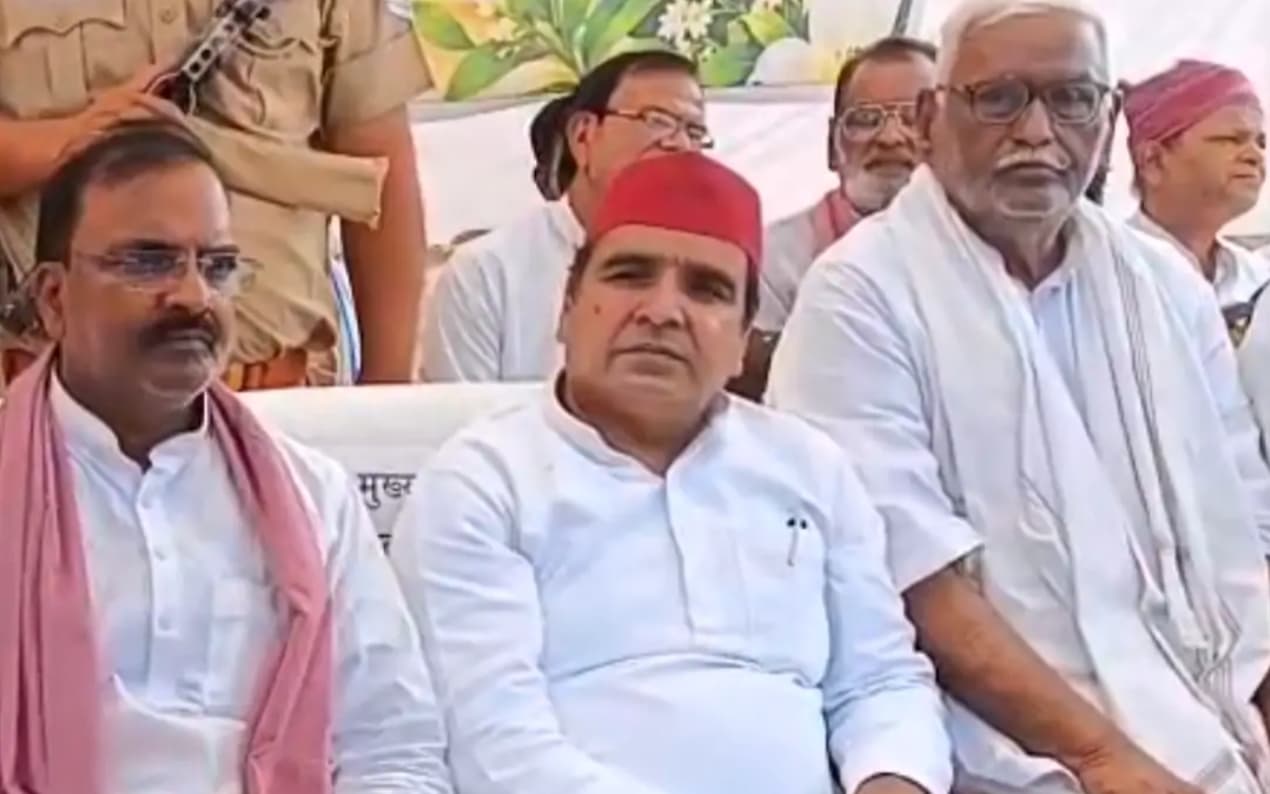 रामगोविंद चौधरी को श्रद्धांजलि देते वक्त भावुक हुए धर्मेंद्र यादव, बोले - सत्ता से कभी समझौता नहीं करता बलिया